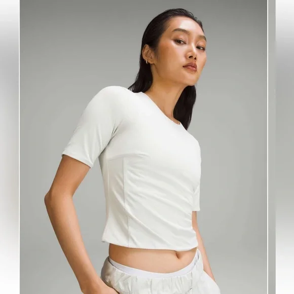 Lululemon Tight-Fit Lined T-Shirt - Picture 2 of 10